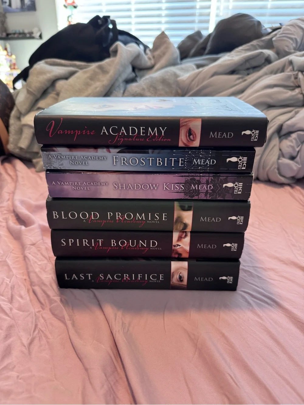 Vampire Academy Book Complete Series Books 1-5 SIGNED